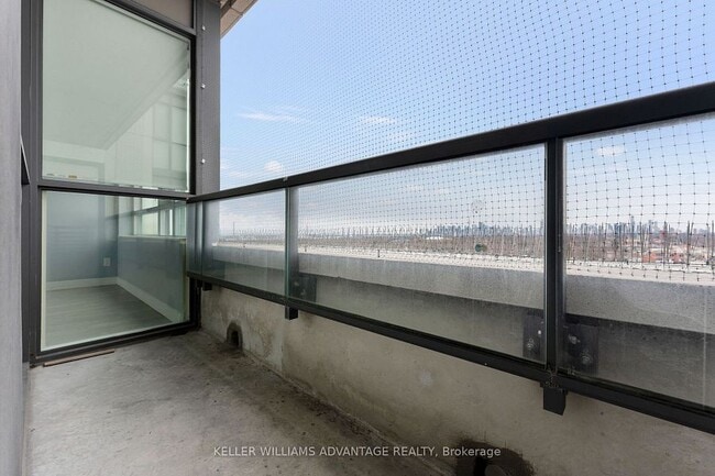 Building Photo - 2055 Danforth Av