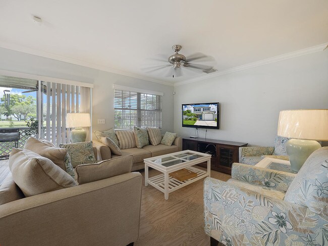Foto del edificio - 3898  Circle Lake Drive