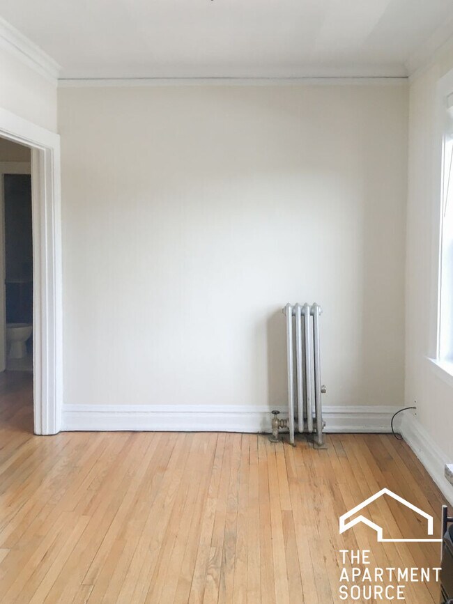 Building Photo - 4721 N Leavitt St