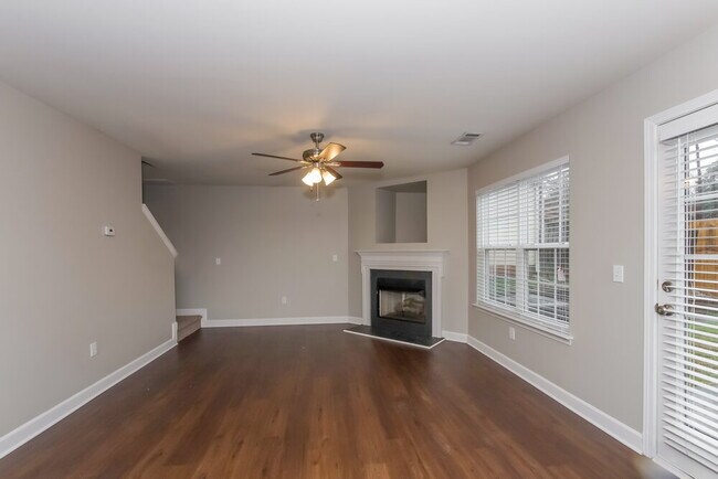 Building Photo - 5028 Magnasco Ln