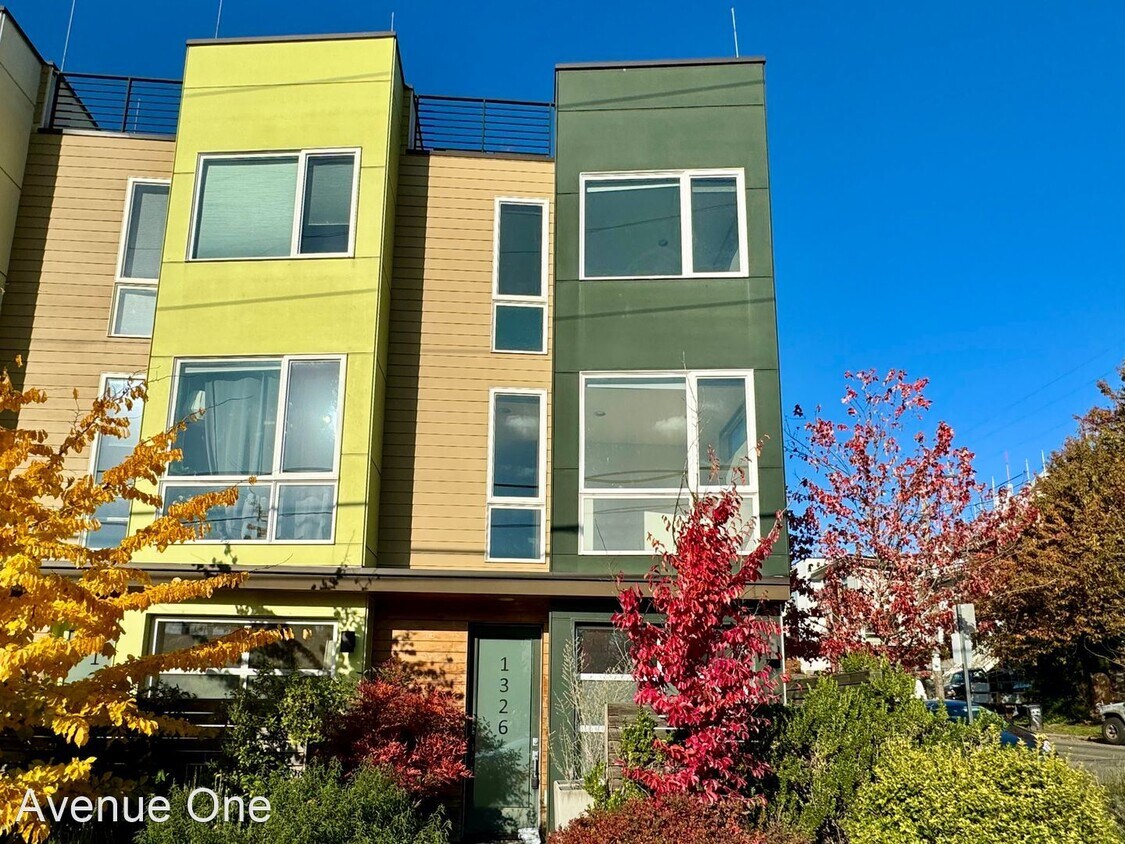 Foto principal - 2 br, 2.5 bath House - 1326 E Marion St