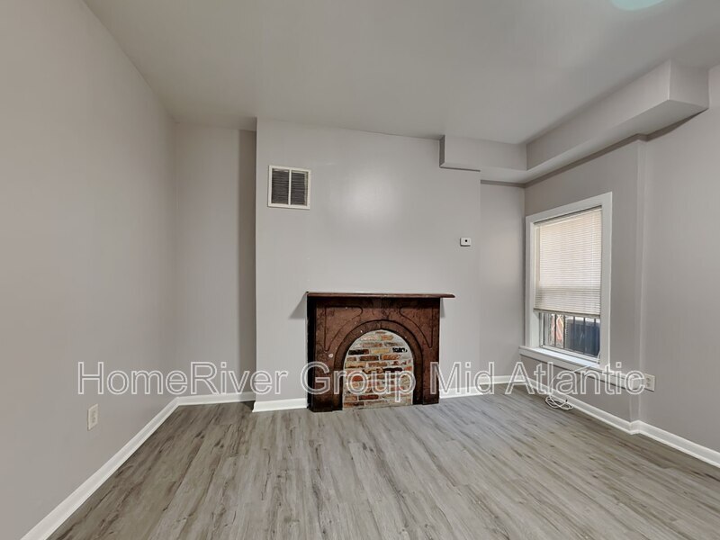 Foto principal - 702 Dolphin St