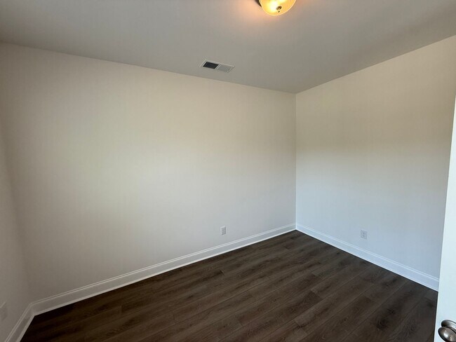 Foto del edificio - Brand New Townhome in Ballantyne!!