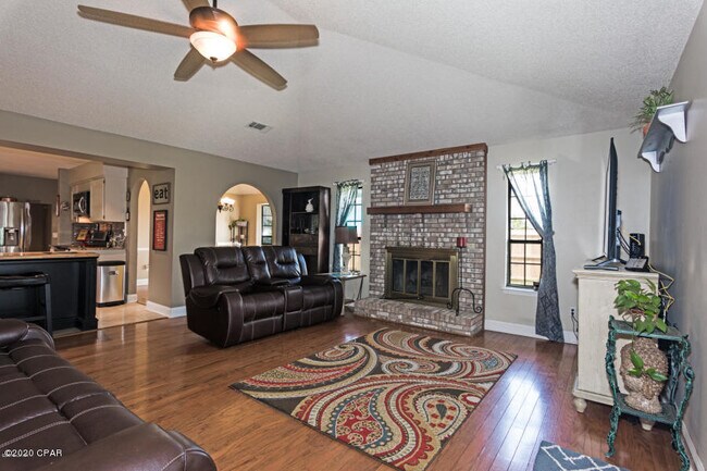 Foto del edificio - 538 Blue Heron Dr