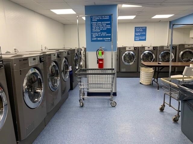 Foto del edificio - 6515 JFK Blvd E