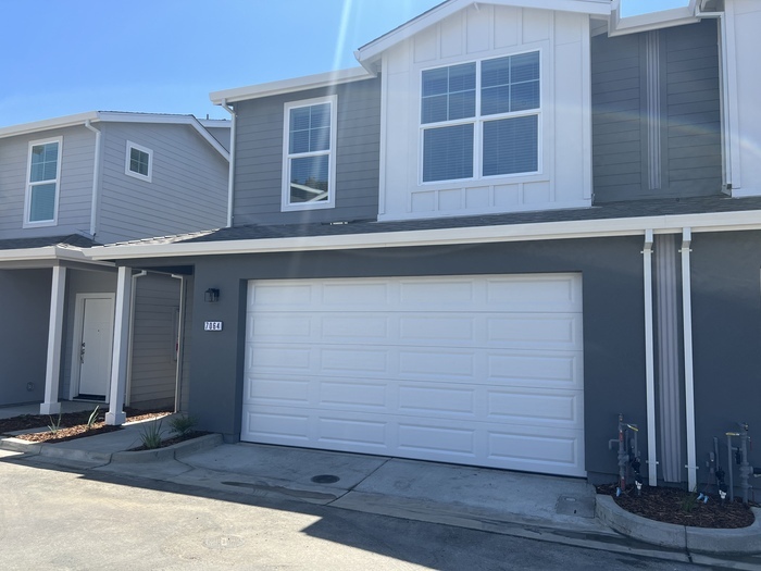 Foto principal - 7070 Auburn Blvd