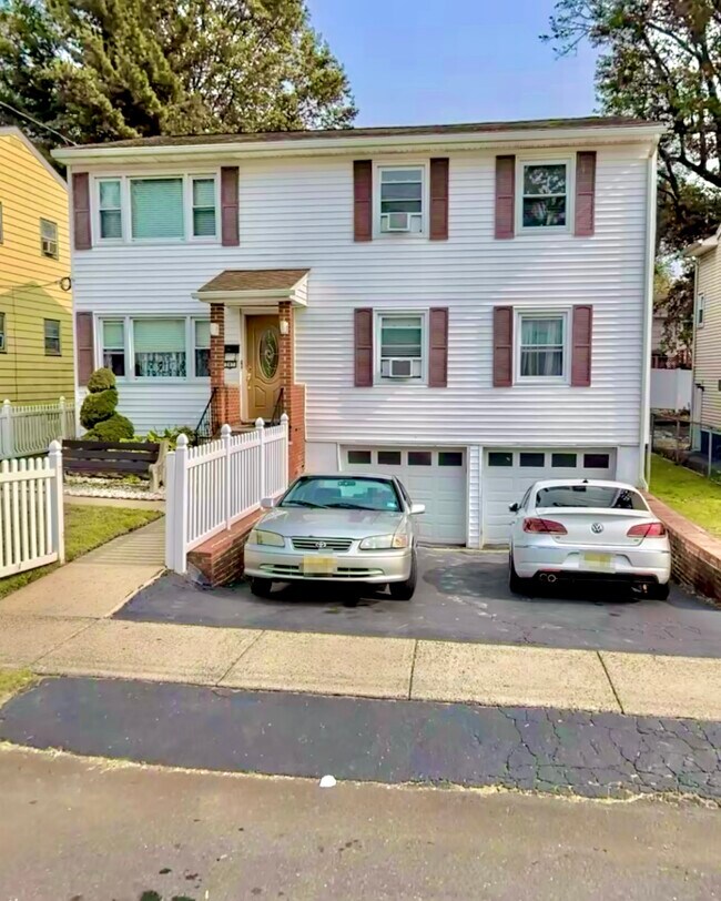 Foto del edificio - 287 Perry Ave