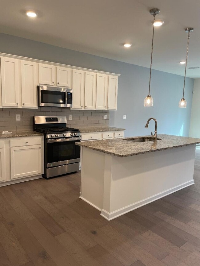 Photo - 118 Quinn Rd Townhome