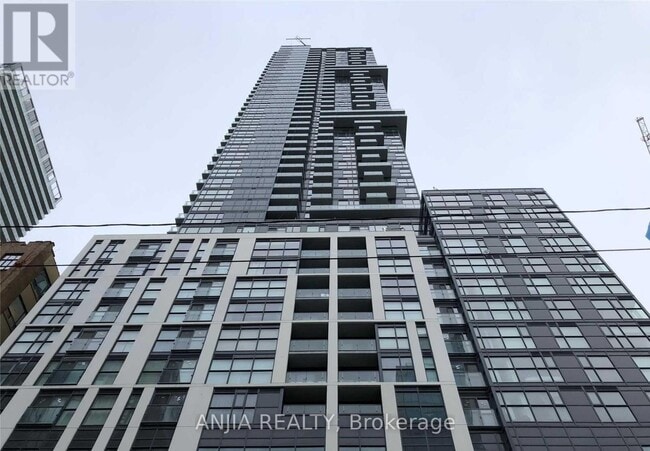 Building Photo - 87 Peter St