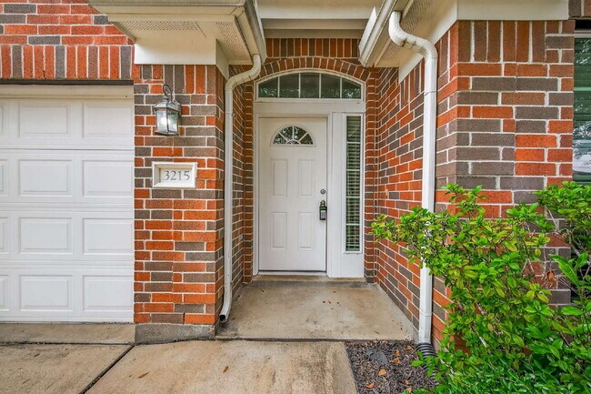 Building Photo - "3-Bed with 2 Full Baths in Katy – Spaciou...