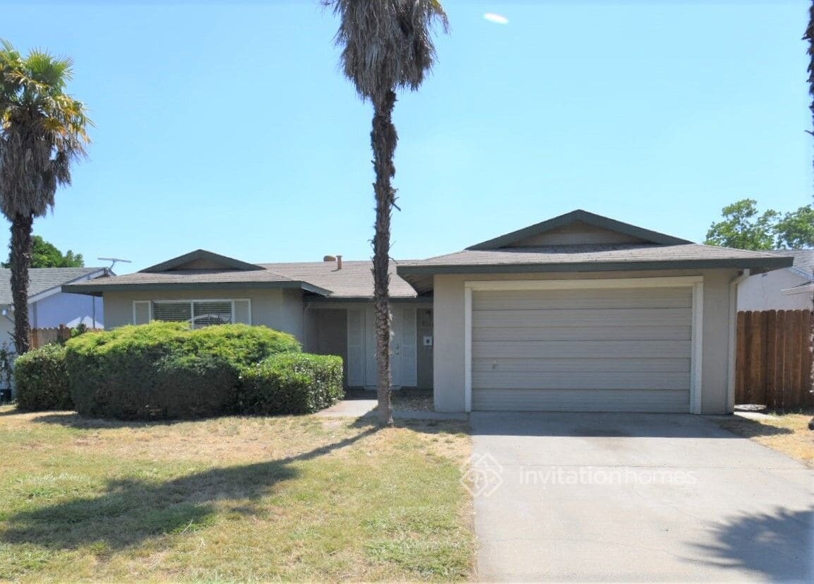 Primary Photo - 6139 Carl Sandburg Cir