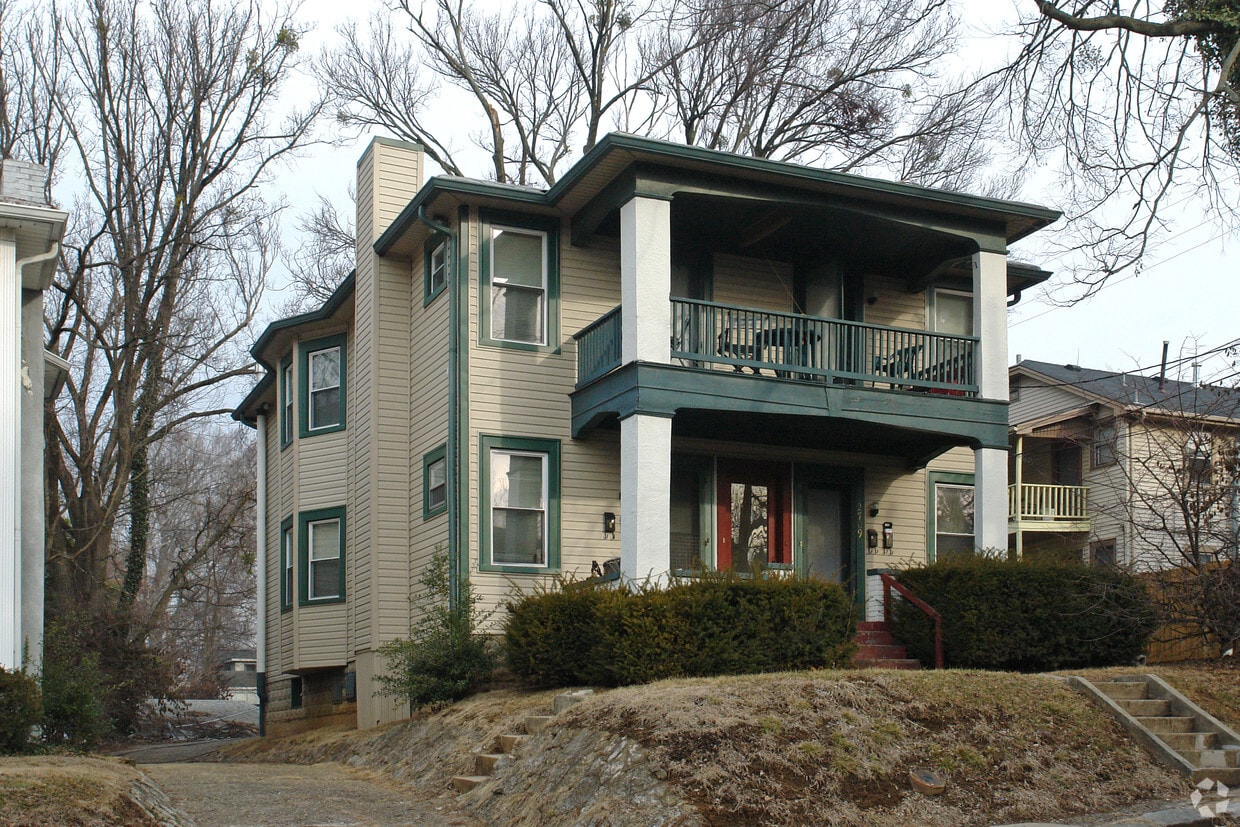 Primary Photo - 2709 Field Ave
