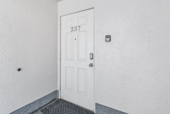 Foto del edificio - Bay View Tower #337- Sanibel Harbour Resort