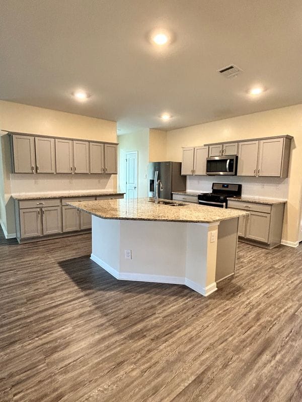 Foto del edificio - 1805 E Lakeshore Lndg Dr