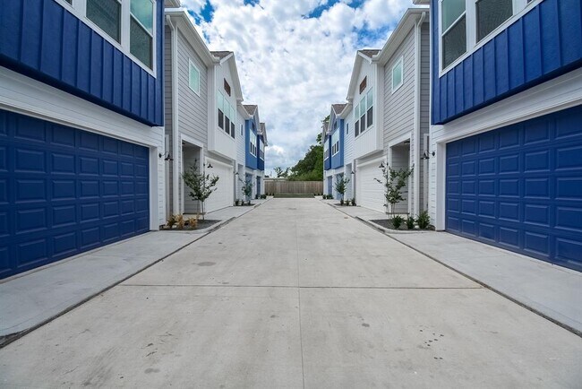 Building Photo - 3632 Griggs Rd