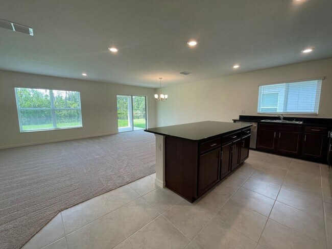 Foto del edificio - 1529 Venice Ln