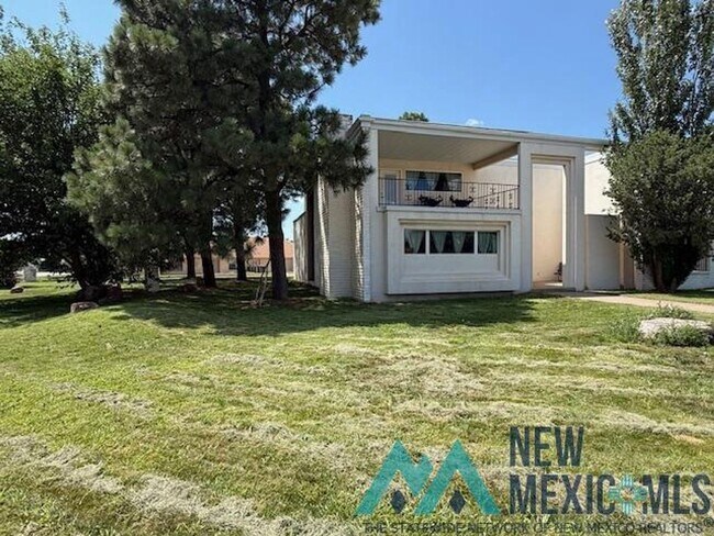 Foto del edificio - 920 Colonial Pkwy