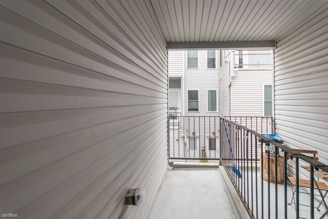 Foto del edificio - 2 br, 1 bath Duplex - 1820 HARLAN ST Unit 2