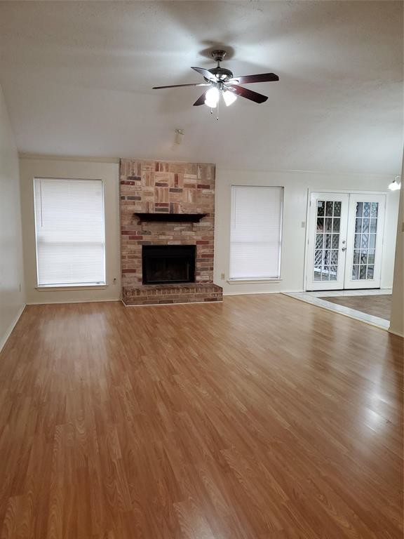 Foto del edificio - 10915 Fallbrook Dr
