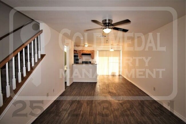 Building Photo - 5805 Redstone Dr