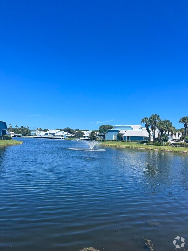 The Lakes Apartments for Rent with a Garage Jupiter, FL 1 Rentals