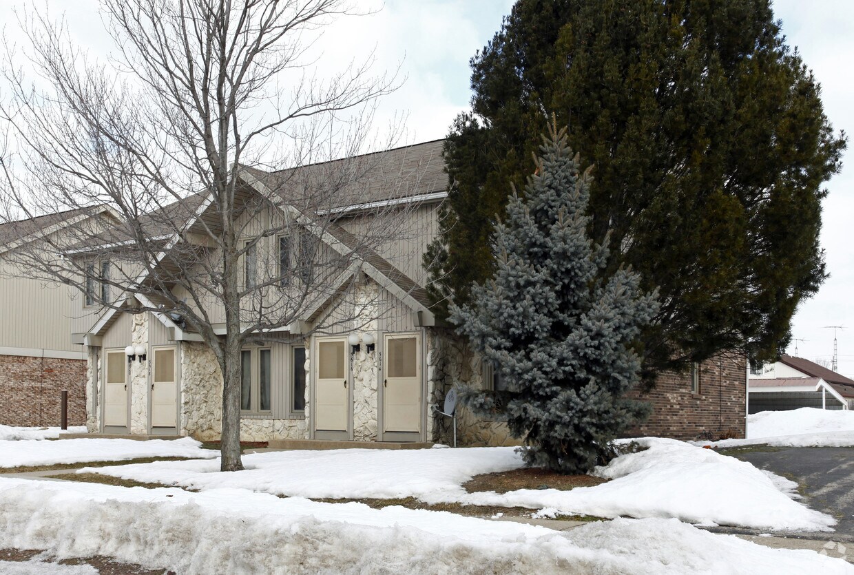 Foto del edificio - 5618 Ryewyck Ct