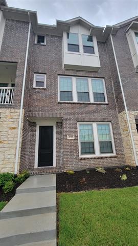 Building Photo - 2739 Levee Ln