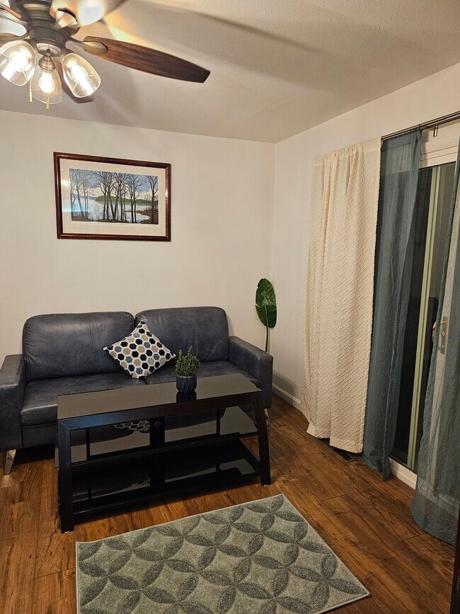 Building Photo - 88 Altura Dr