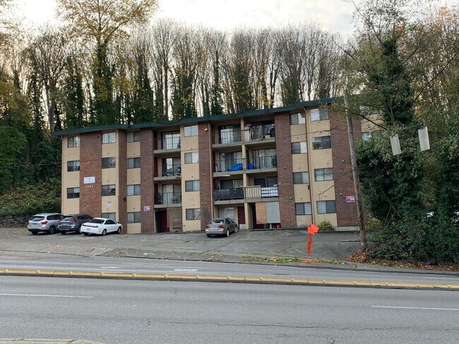 Building Photo - 3501 14th Ave S