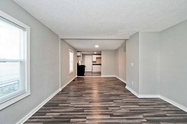 Building Photo - 2110 Clay St