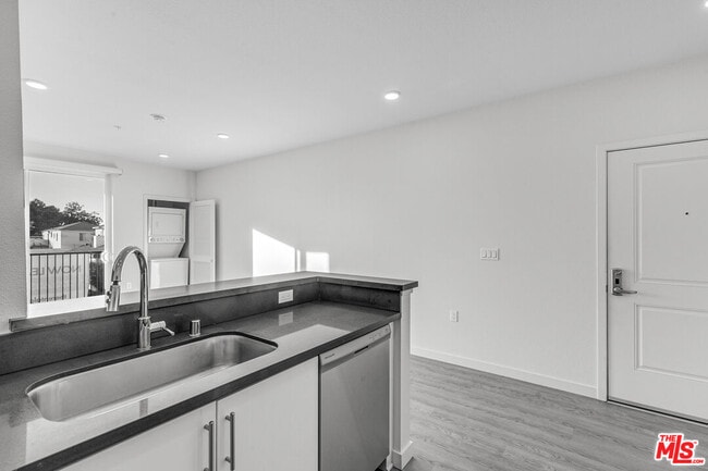 Foto del edificio - 3518 Chesapeake Ave