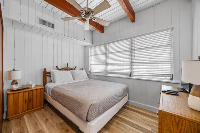 Foto del edificio - 11560 Dragon Point Dr