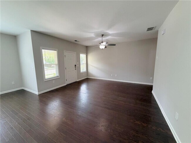 Foto del edificio - 1769 Sanford Dr