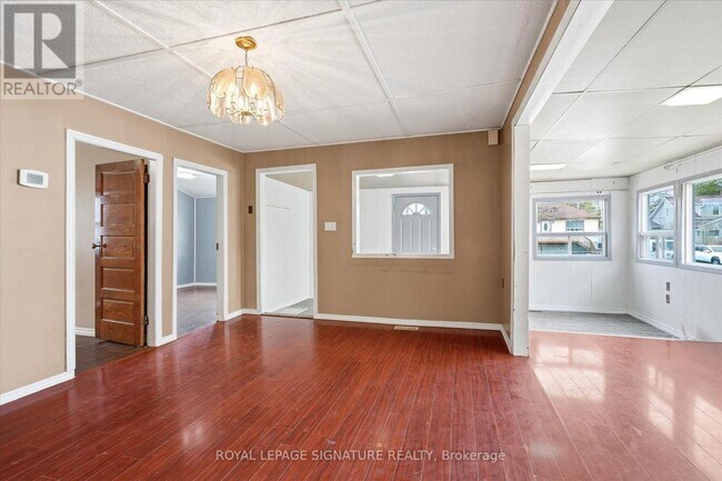 Building Photo - 54 Farley Cir