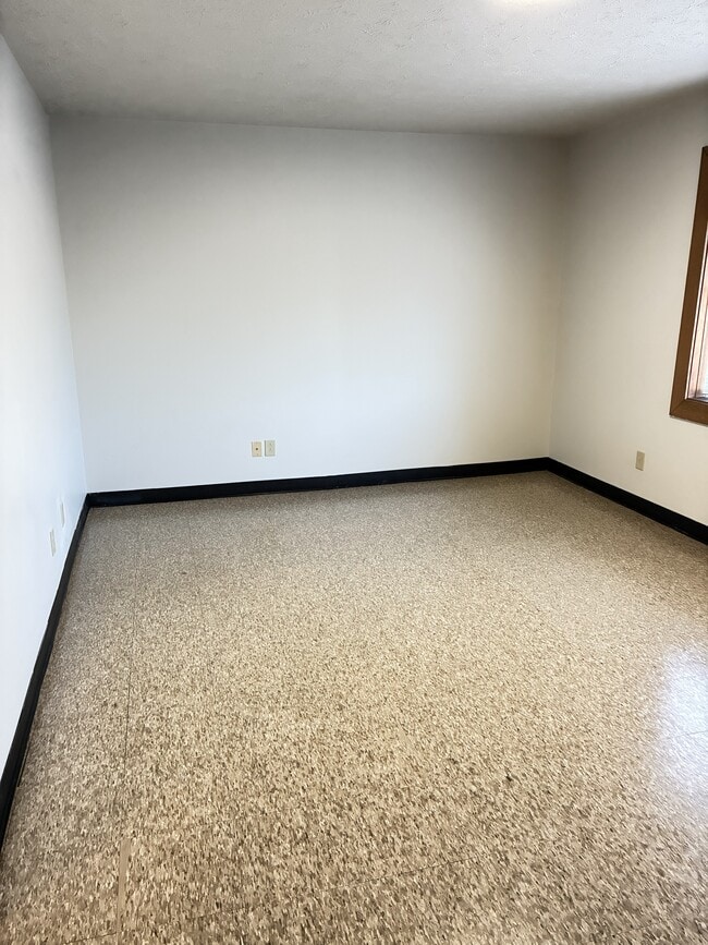 Family Room View 2 - 1631 Tippecanoe St