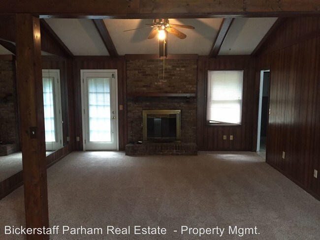 Building Photo - 3 br, 2 bath House - 5550 Cranston Drive