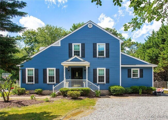 Building Photo - 1724 Villageway Dr