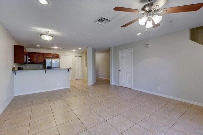 Photo - 5273 SE Jennings Ln Townhome