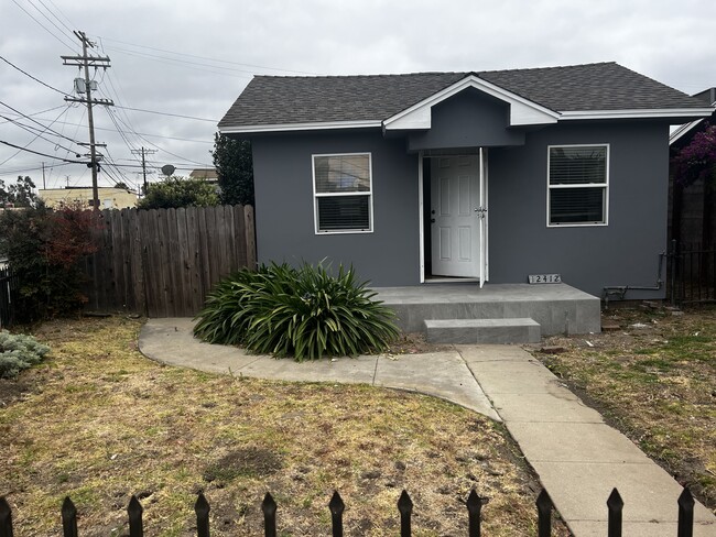 Building Photo - 12412 Gilmore Ave