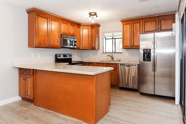 Foto del edificio - 2936 SW 22nd Cir