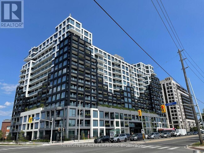 Photo du bâtiment - 1100 Sheppard Ave W