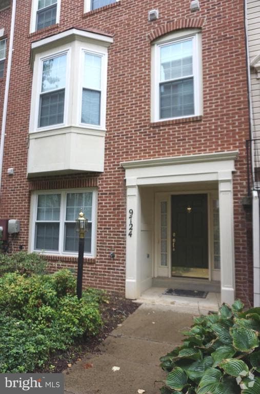Building Photo - 9724 Athletic Way