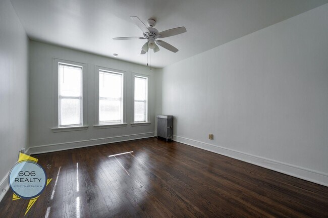 Foto del edificio - 4901 N Christiana Ave