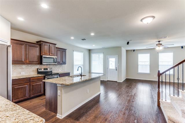 Foto del edificio - 1826 Creekwood Dr