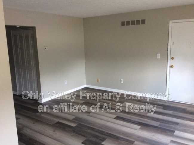 Building Photo - 3334 Breckenridge Ln