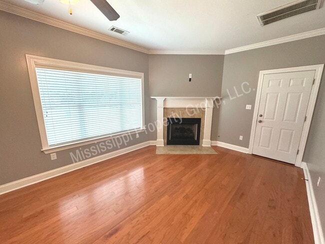 Photo - 3BR/3.5BA For Rent House