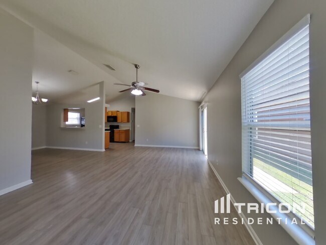 Building Photo - 4333 Jillian Dr