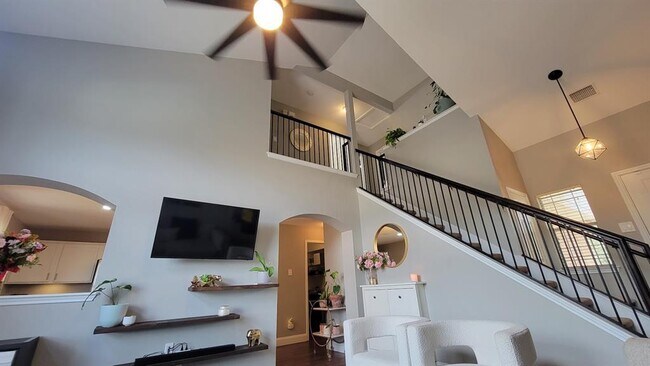 Building Photo - 15029 Valerian Tea Dr