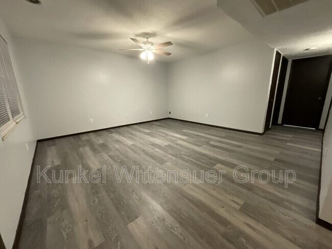 Foto del edificio - 1320 N 1st St