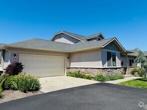 Building Photo - 1337 Mordyl Loop